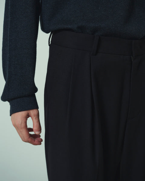 2 TUCK SLACKS