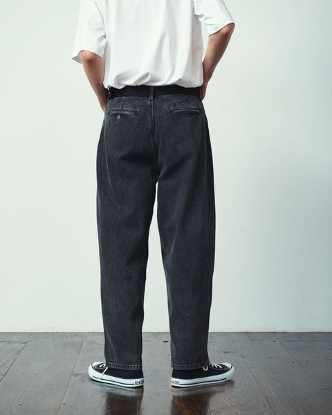 FADED WIDE DENIM