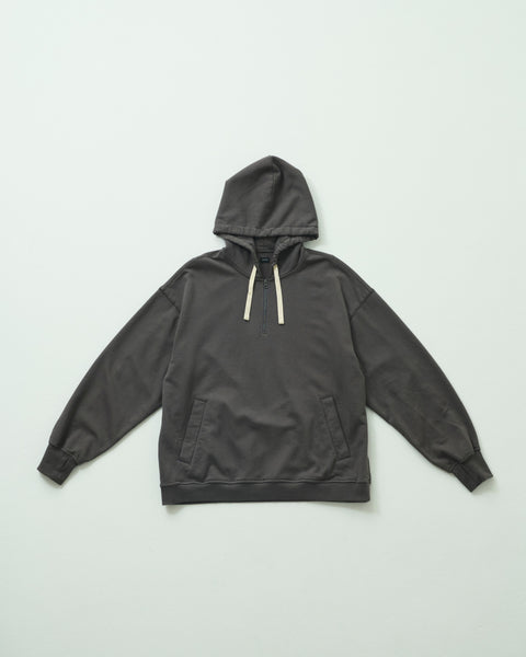 HALF ZIP HOODIE