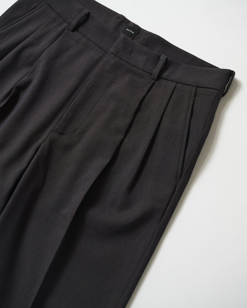 2 TUCK SLACKS