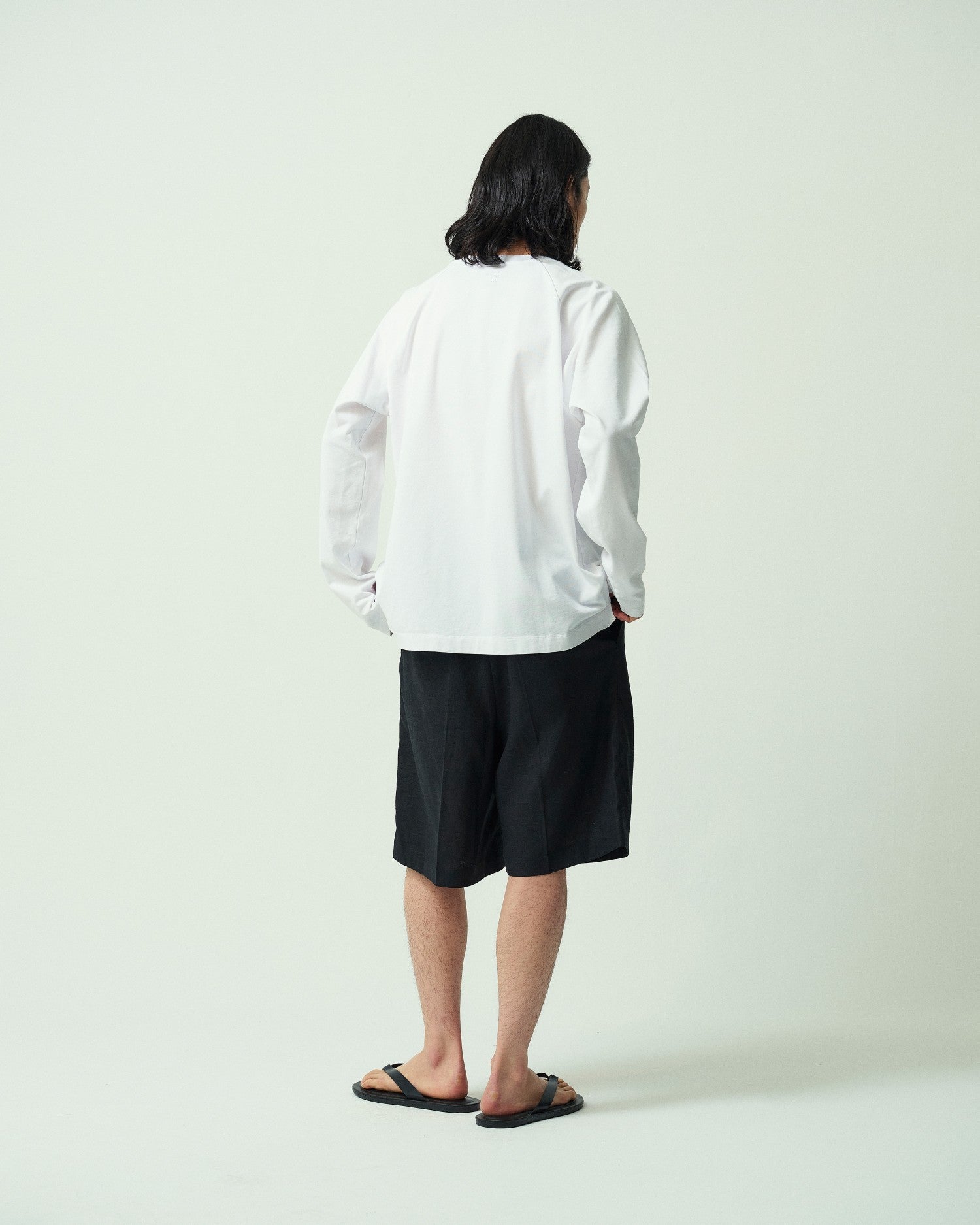 LINEN BLEND 2TUCK SHORTS – RHYTHR